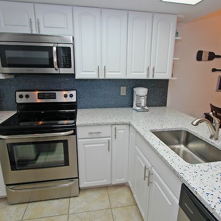 Beach Castle Resort By Rva Longboat Key Esterno foto